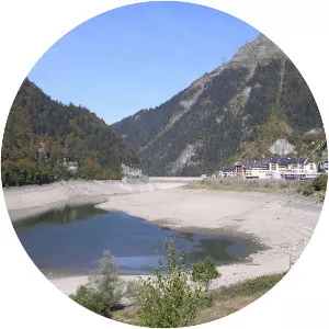 Lac de Fabrèges - Lake in France