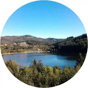 Lac de Saint-Martial - Lake in France