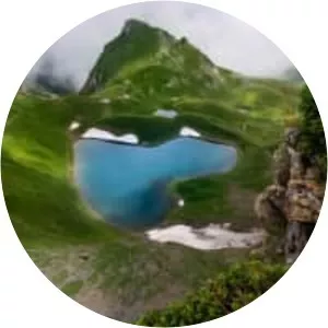 Lac du Montagnon - Lake in France