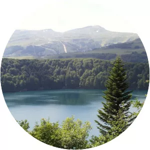 Lac Pavin - Crater lake in France
