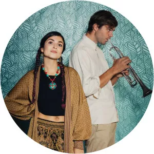 Ladaniva - Musical band