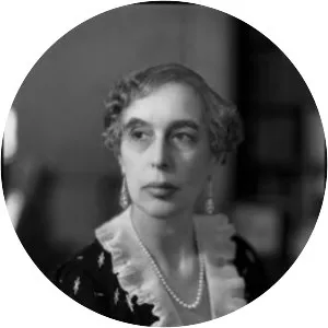 Lady Cynthia Colville