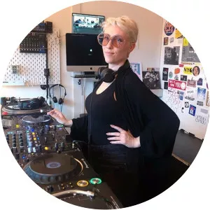 LADYMONIX - Musical artist