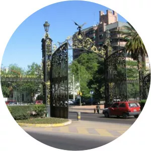 Lago Del Parque General San Martin