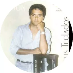 Lairton e seus Teclados