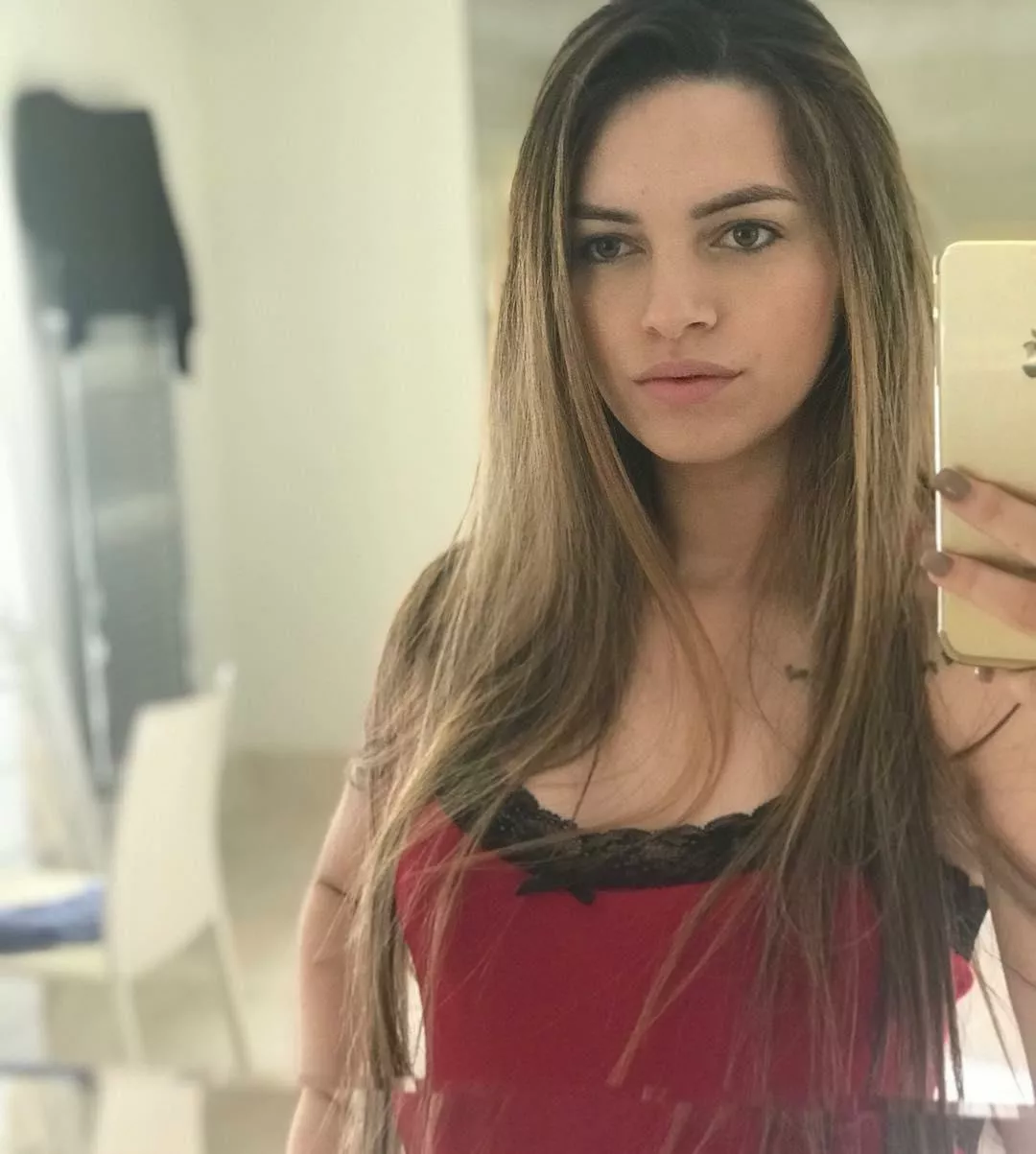 Lais Moraes photograph