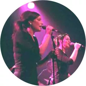 La ïs - Musical group