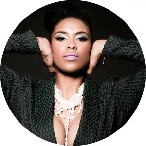 Laise Sanches - Musical artist