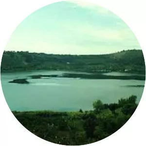 Lake Avernus - Lake in Italy