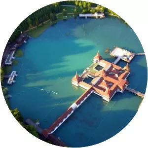 Lake Hévíz (Hévíz Gölü)