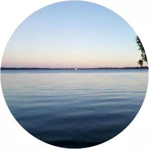 Lake Kampeska - Glacial lake in South Dakota