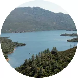 Lake McClure - Reservoir in California
