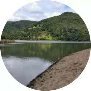 Lake Wainamu - Lake in New Zealand