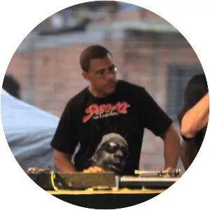 Lakers e pá - Musical artist