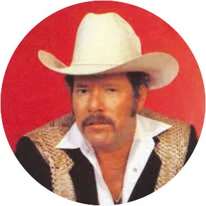 Lalo Mora - Musical artist