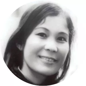 Lâm Thị Mỹ Dạ - Vietnamese poet
