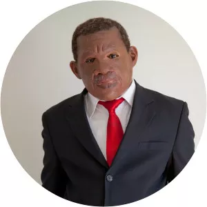 Lambert Mende Omalanga