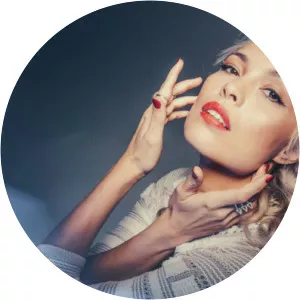 Lana Earl - Musical artist