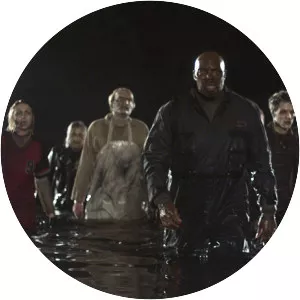 Land of the Dead - 2005 ‧ Sci-fi/Thriller ‧ 1h 37m