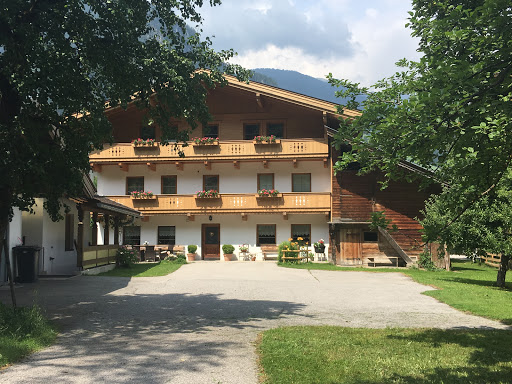 Landhaus Larcher - Serviced accommodation in Austria