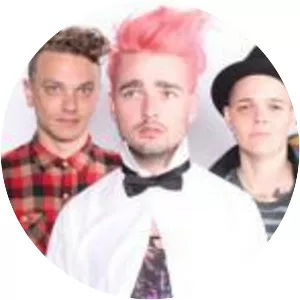 Laneous & The Family Yah