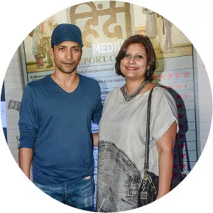 Lara Bhalla photograph