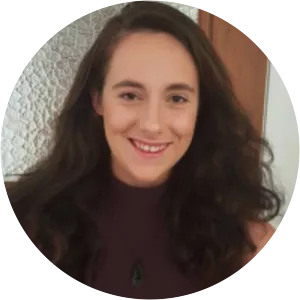 Lara Greaves - Researcher