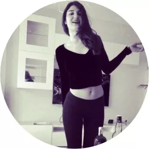 Lara Özdemiroğlu photograph