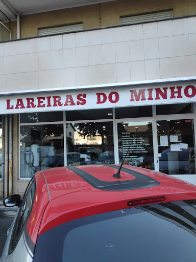 Lareiras Do Minho-Sistemas De Aquecimento, Lda. - 