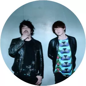 the nonnon large house satisfaction - Musical group