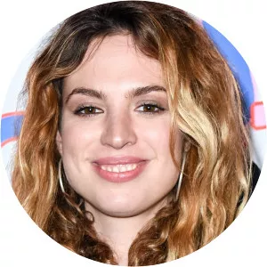 Larissa Kerner - Musical artist ‧ Nena's daughter