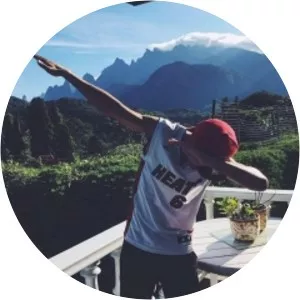 Larrodi - Musical artist