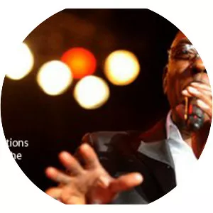 Larry Braggs - Musical artist