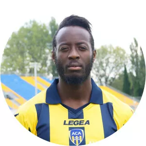 Larsen Touré - French-Guinean footballer