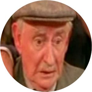 Last of the Summer Wine Happy Birthday, Robin Hood - Last of the Summer Wine: Season 25, Episode 4