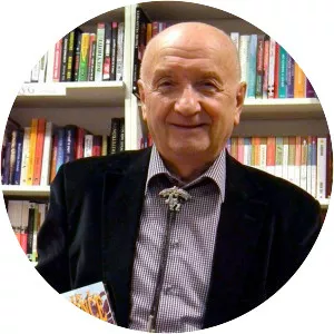 László L. Lőrincz