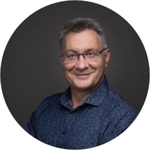 László Szvétek Singer