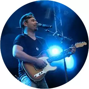 Lata Gouveia - Singer-songwriter