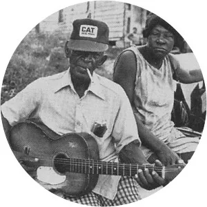 Lattie Murrell - Musical artist