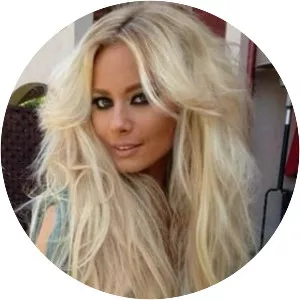 Laura Cosoi - Actress