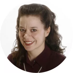 Laura Farnell - Singer