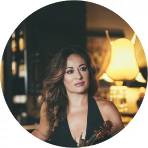 Laura Gorna - Violinist