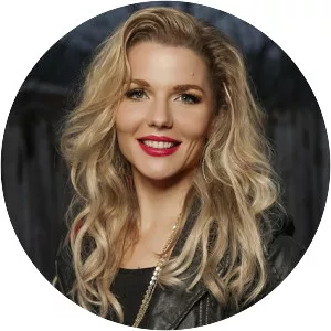 Laura Kaczor - Musician