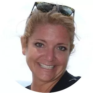 Laura L. Finley