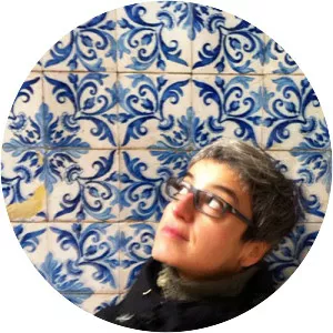 Laura Meseguer - Spanish type designer