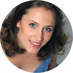 Laura Scherwitzl - Musical artist