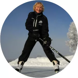 Laura Stamm - Author