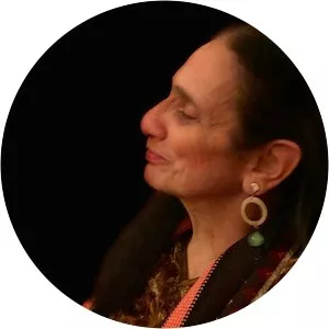 Laura Tuan photograph