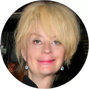 Lauren Harries