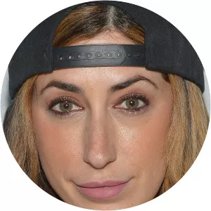 Lauren Rae Levy - Marcel Vigneron's wife